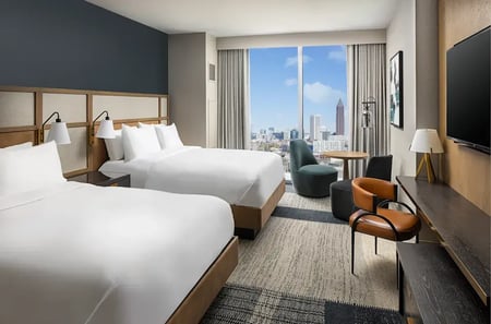 Hotel_Room_QUEEN_city_view