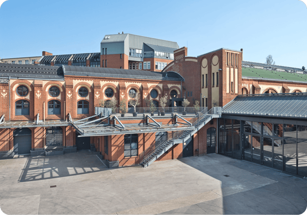 Außenansicht_Dachterrasse_2_STATION-Berlin,SebastianGreuner (1)